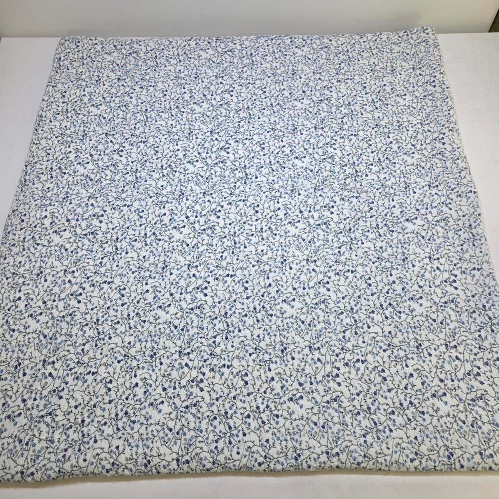 Quilt Queen Blue White Floral Patchwork Reversible Bedspread Cottagecore 8704